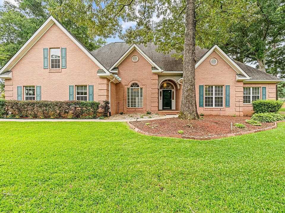 1st image of 100 Briarmoor Dr