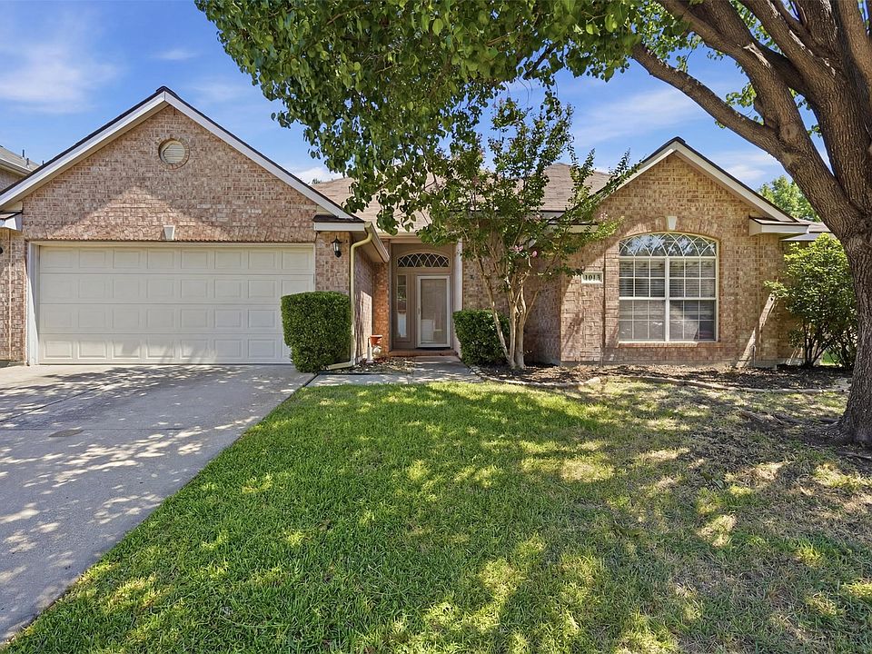 1st image of 4013 Azalea Dr