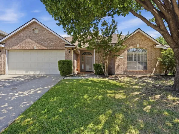 4013 Azalea Dr, Haltom City, TX 76137