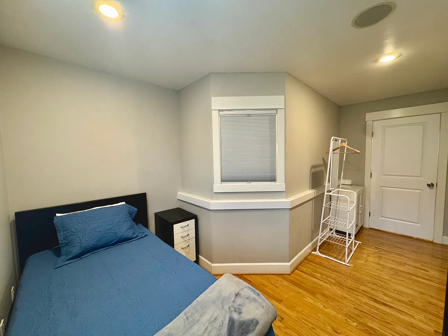 1 bed, 4129 sqft, $750 — Photo 2