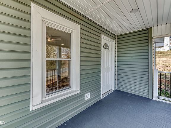 2nd image of 420 Rogers Ave