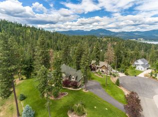 9765 N Willowherb Ct, Hauser, ID 83854