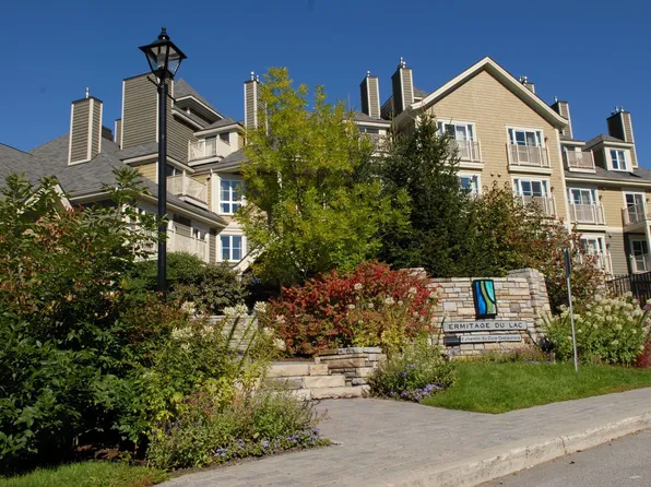 150 Chemin Du Cura Deslauriers #403, Mont Tremblant, QC J8E 1T1
