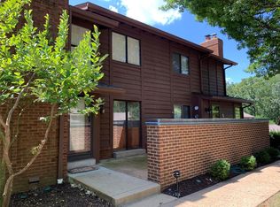 2000 Meadowtree Ln APT 6, Saint Louis, MO 63122