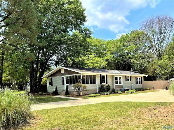 131 Hood Rd, Rainbow City, AL 35906