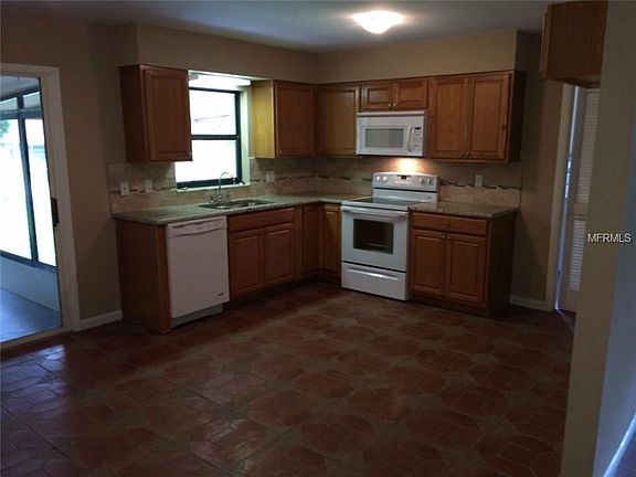 3rd image of 13280 SE 106th Ter