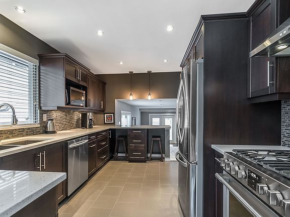 5th image of 6255 180a St
