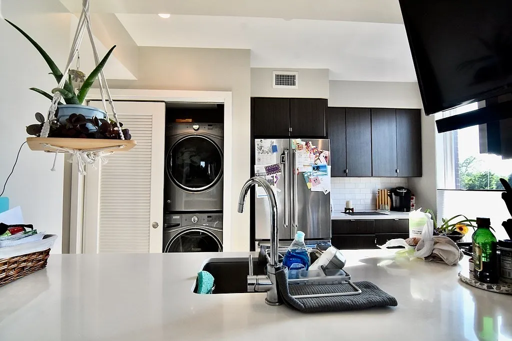 Building Photo - 120 Savin Hill Ave #304