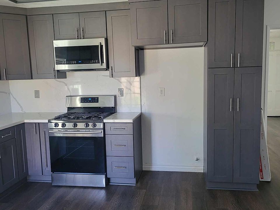 2nd image of 6015 N Gregory St