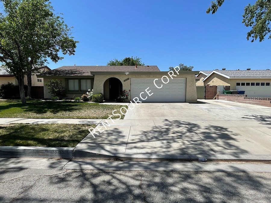 【R20862】PLACE 37939 29th St E, Palmdale, CA 93550 | Zillow