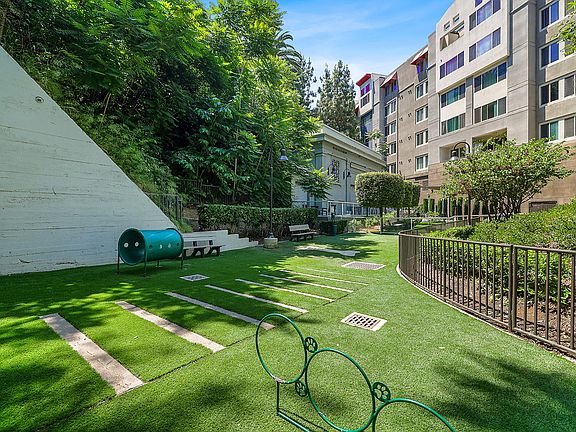 5th image of 1304 W 2nd St APT 222