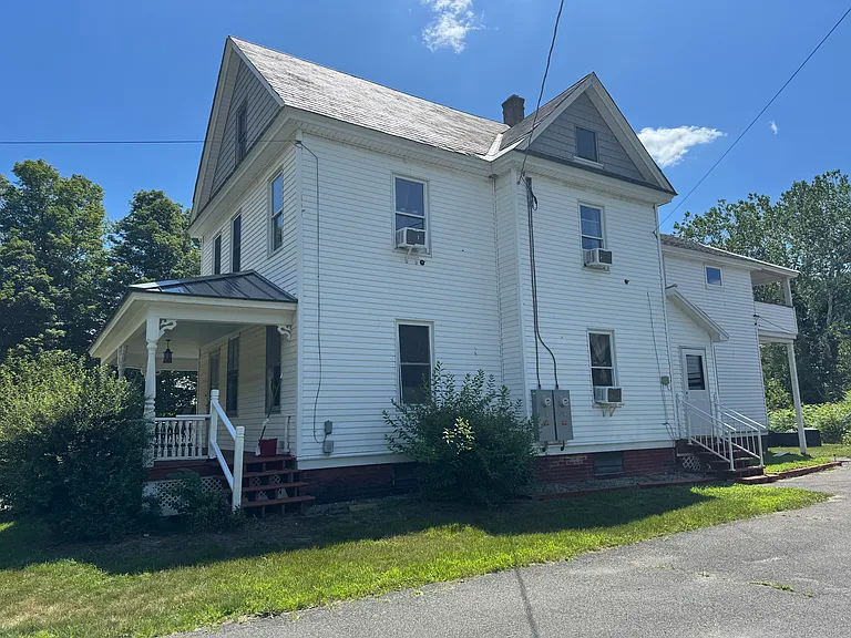 48 Main St — Photo 44