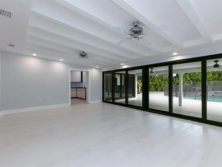 13401 SW 83rd Ave — Photo 40