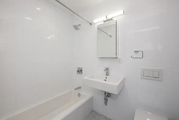 Rented by Bold New York | media 23