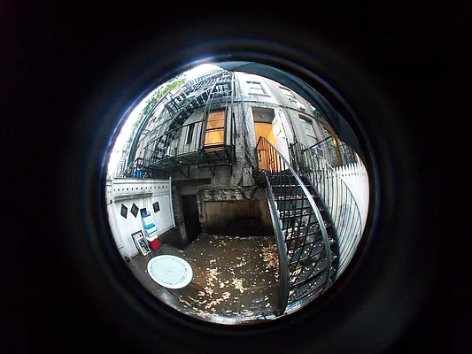 Rented by Compass | media 18