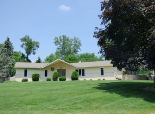 17911 Williamsburg Dr, Granger, IN