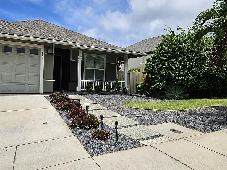 282 Puaehu St — Photo 18