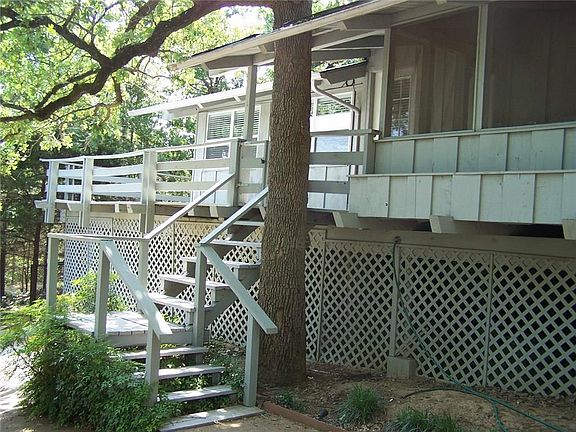 2nd image of 72 Lakecrest Dr