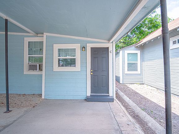 4th image of 121 Douglas Way St #C