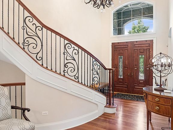 4th image of 616 Driftwood Ct