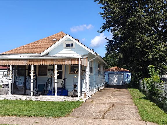 4th image of 2413 Harrison St