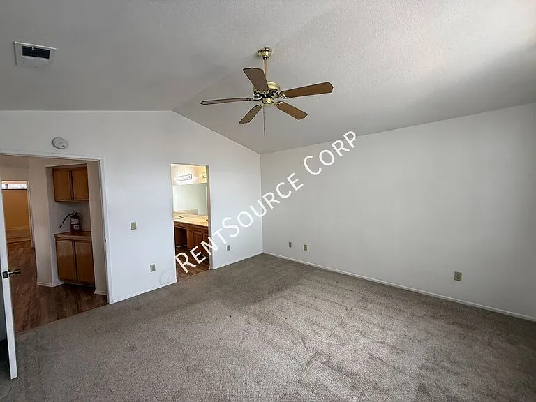 42456 Coronet Ct — Photo 20