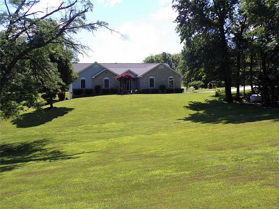 2nd image of 29 Woodland Dr