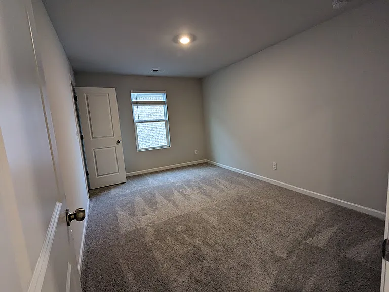 241 Clark Lake Ln — Photo 7