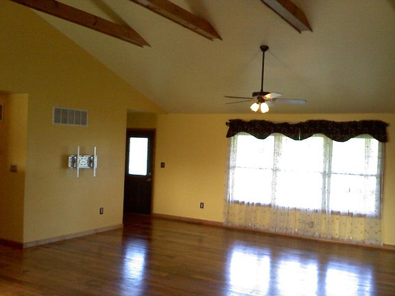 Great Room 30 x 24