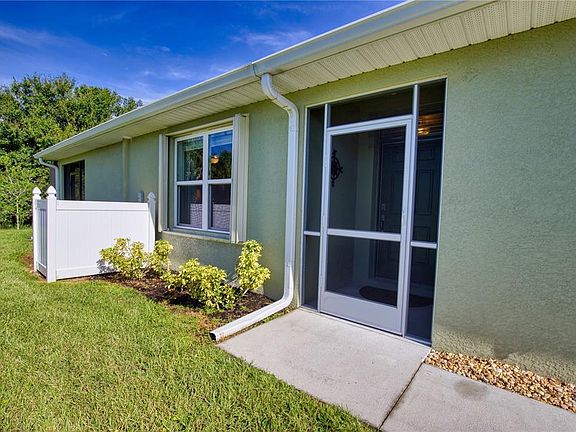 4th image of 7649 W Lenox Cir