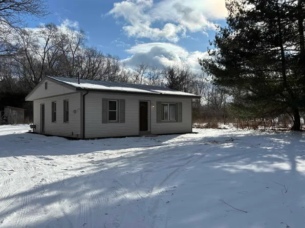 8436 Woolfit Ave, Mount Morris, MI 48458