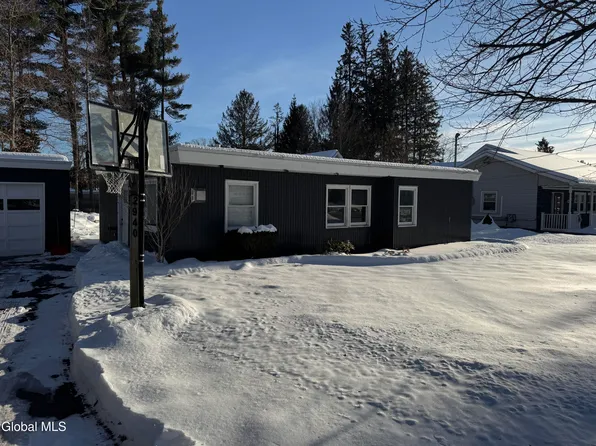 2940 W Lydius Street, Schenectady, NY 12303