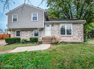8006 Autumn Leaf Ct, Louisville, KY 40220
