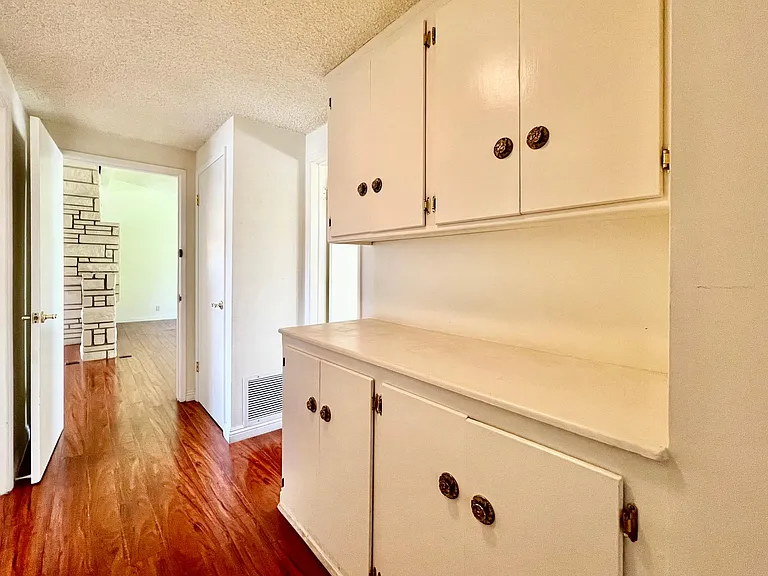 6725 Lennox Ave — Photo 34