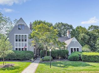 29 Sherley Pl, Fairfield, CT 06825