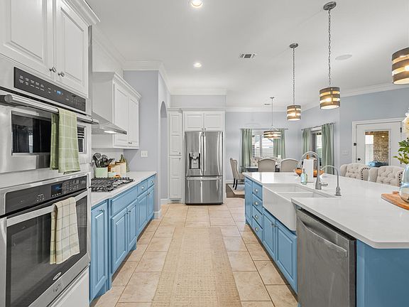 3rd image of 3914 137th St