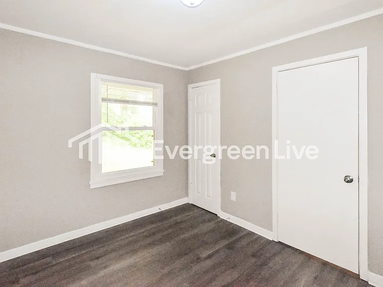 449 Forest Hills Dr — Photo 12
