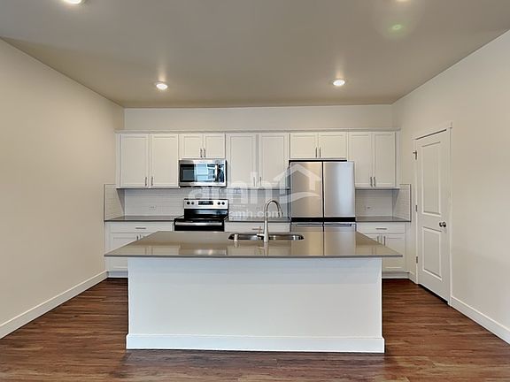 3rd image of 4814 87th Ave NE
