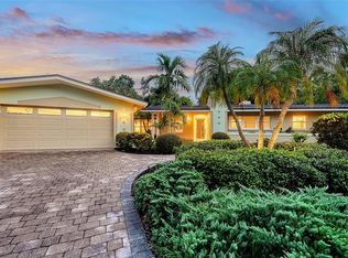 734 Indian Beach Cir, Sarasota, FL 34234