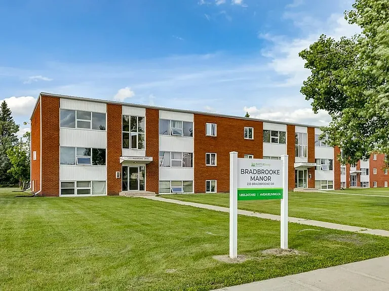 233 Bradbrooke Dr #13 — Photo 15