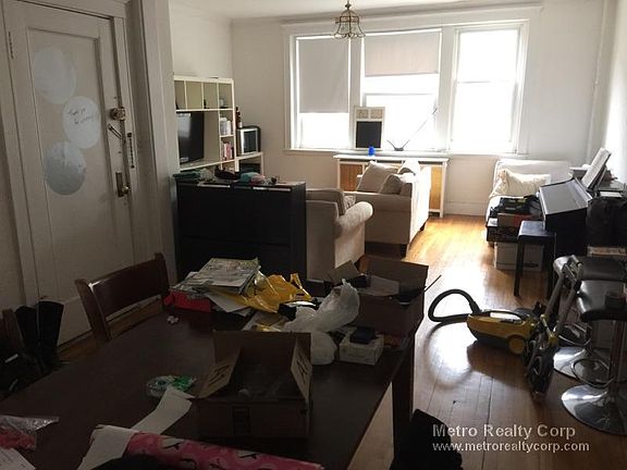 3rd image of 45 Longwood Ave #3