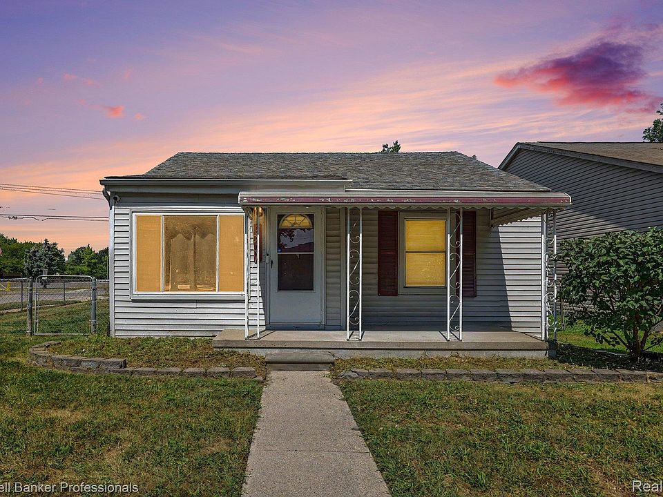 1st image of 20409 Colman St