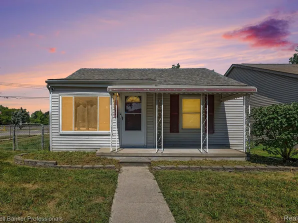20409 Colman St, Clinton Township, MI 48035