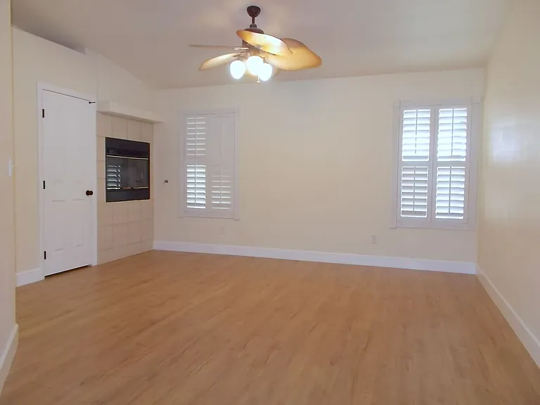 112 Golf Course St — Photo 16