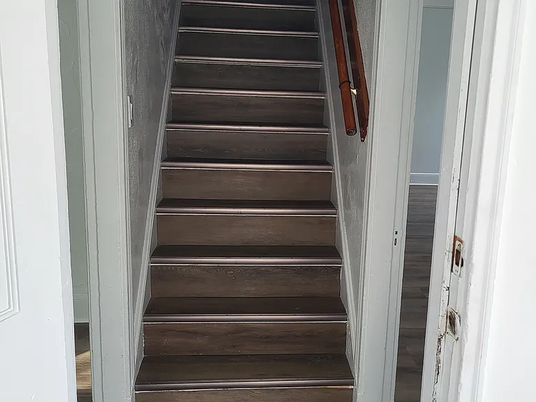 13-15 Greystone Ave — Photo 5