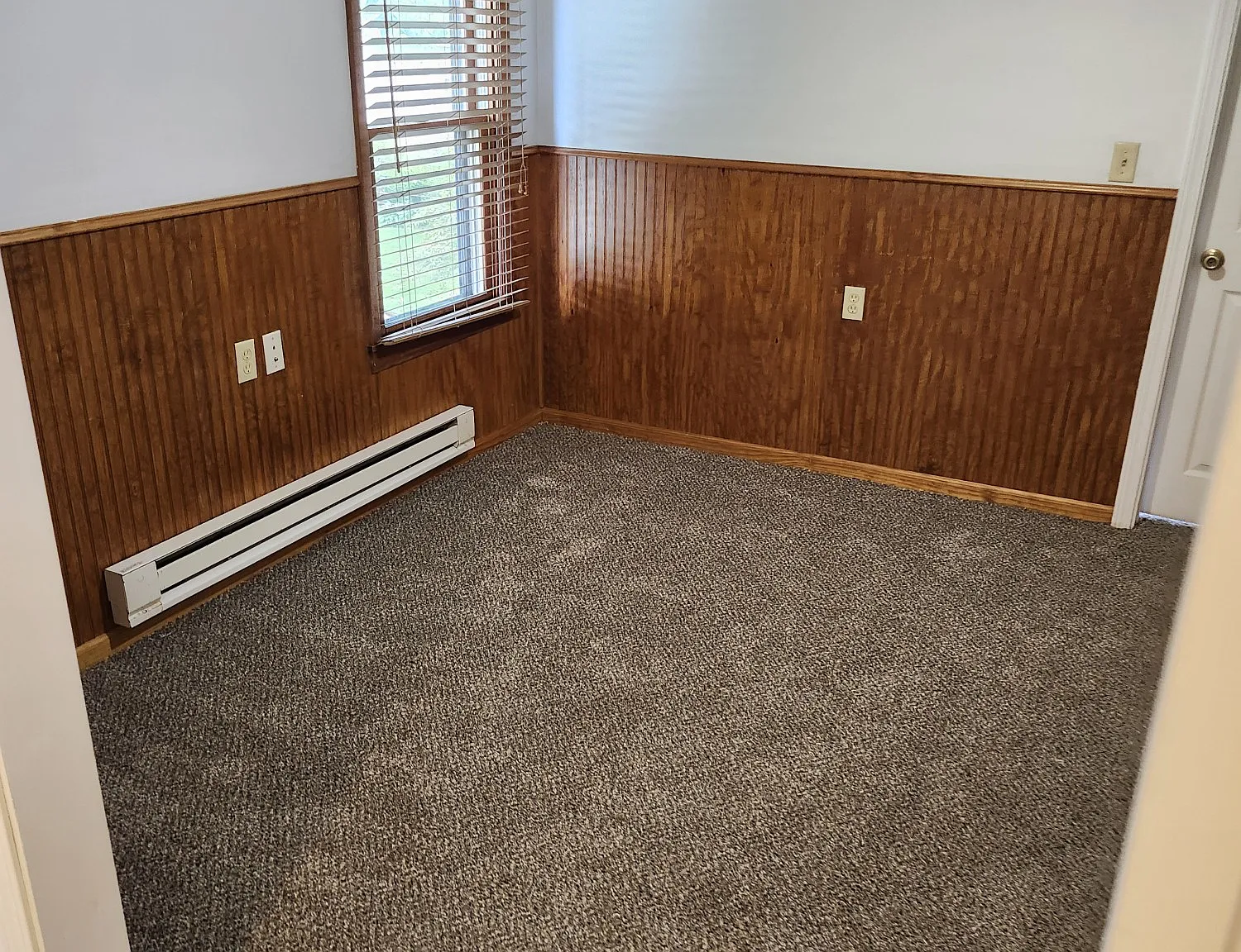 2 bed, 800 sqft, $725 — Photo 2