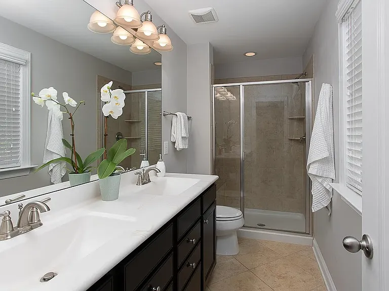 113 Bella Dr — Photo 18