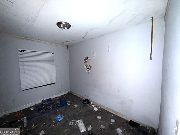 5th image of 4868 Hannah Rd S