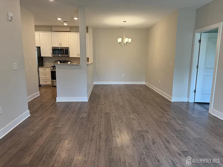 816 Stiller Ln #816 — Photo 10