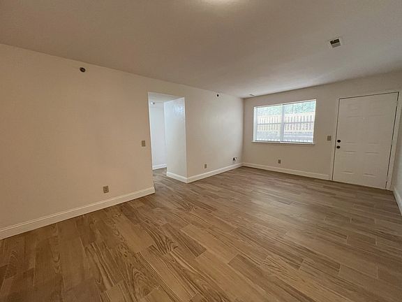 5th image of 406-428 Kays Ln #Dd7457e2e
